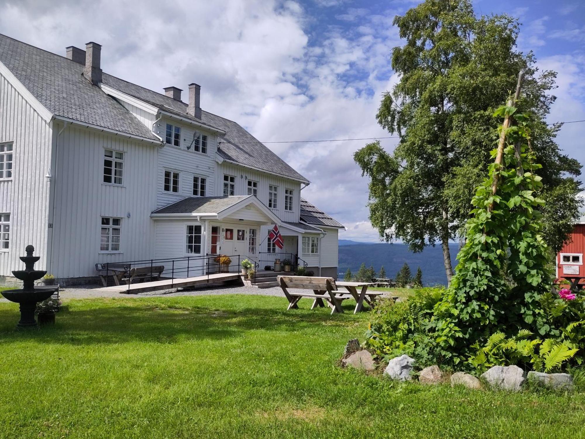 Granum Gard Otel Fluberg Dış mekan fotoğraf